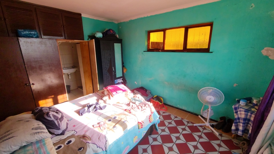 5 Bedroom Property for Sale in Kleinvlei Western Cape